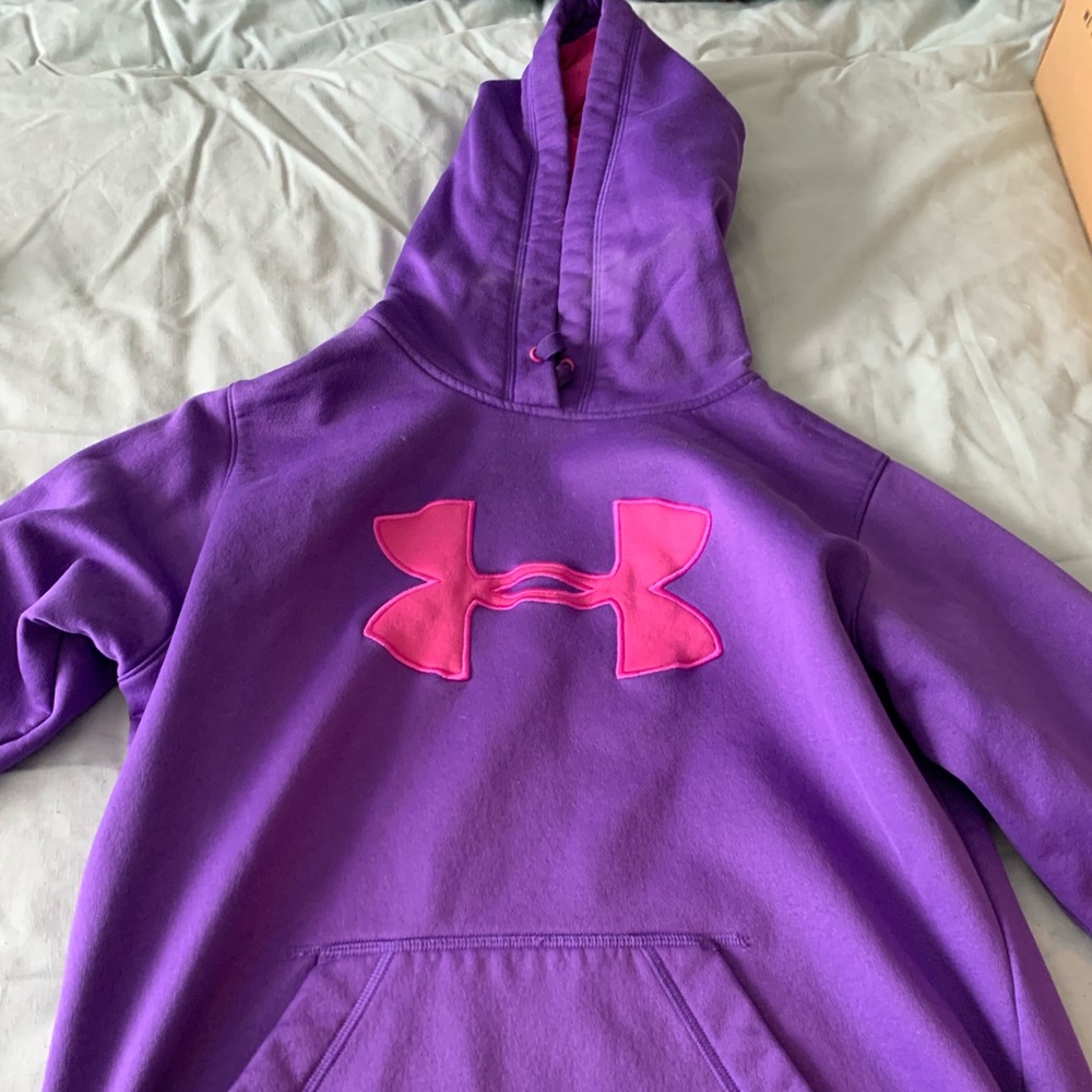 Under Armour Sweatshirt